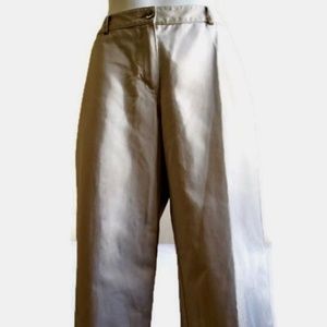 L.L. Bean Women's Wrinkle- Free Bayside Pants Favorite Fit Size 8 Straight Leg